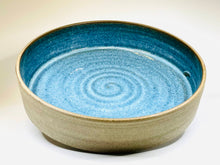 Load image into Gallery viewer, Serving plate in blue